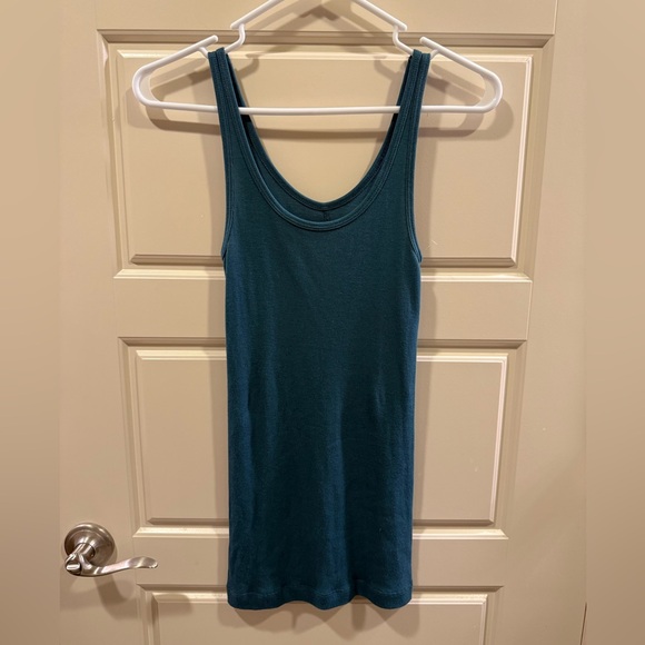 Vince Favorite Tank NWT Small Pima Cotton Modal Soft Minimalist Basic - Picture 4 of 10